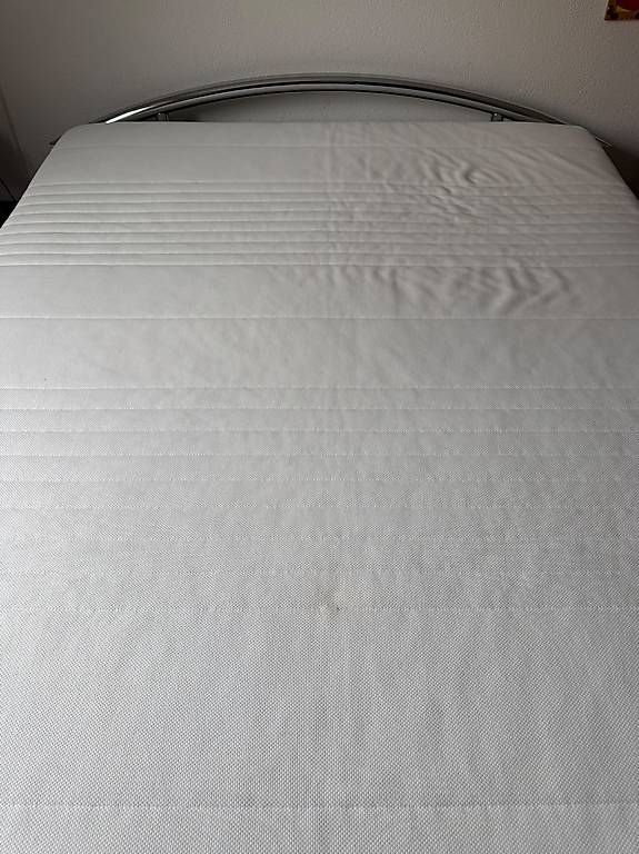 Letti: Bett Schwarz/Silber 160x200 – Usato da Dietikon venduto da sha_9bn9 2