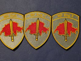 Militar Polizei Abzeichen 3x Badges