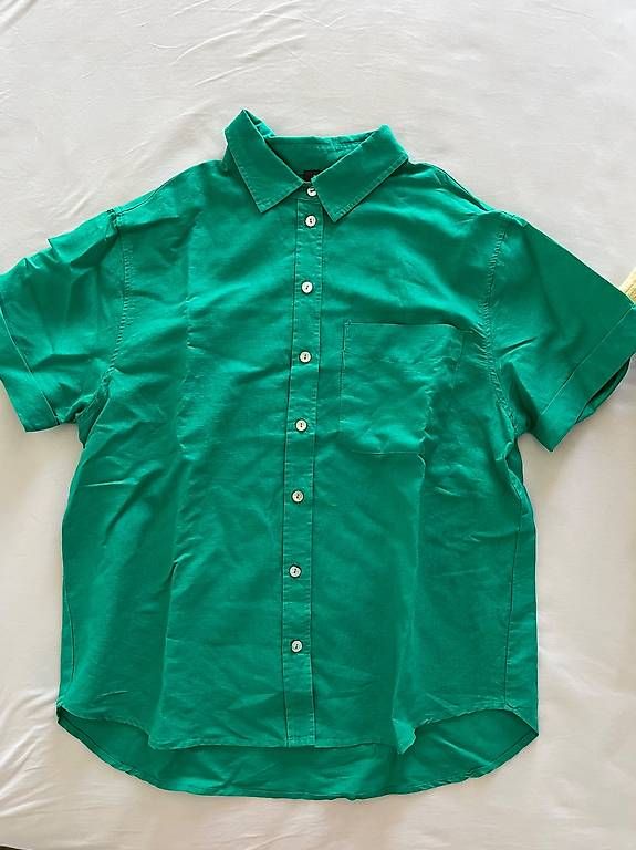 Hemden: Chemise de la marque Manor en taille M – Gebraucht aus Chavannes-des-Bois von dvergani