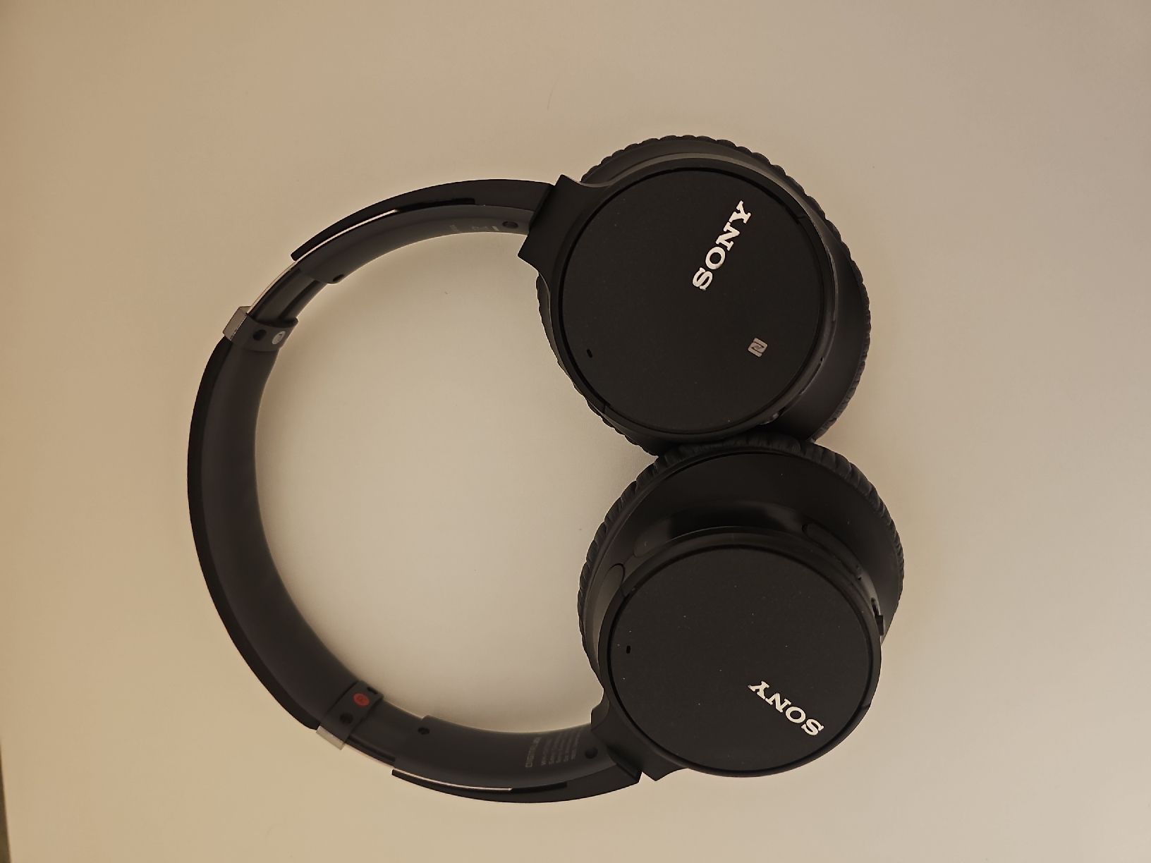 Sony Kopfhörer: Sony Bluetooth Kopfhörer Wireless Schwarz – Gebraucht aus Bäretswil von ema_b7vf