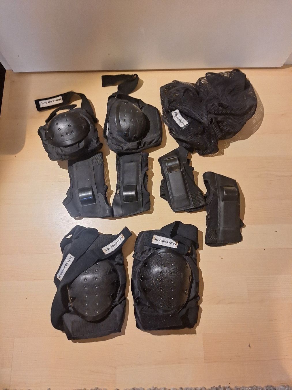 Protezioni & Imbottiture: Schoner Set für Kinder – Usato da Ipsach venduto da nik_6hkj