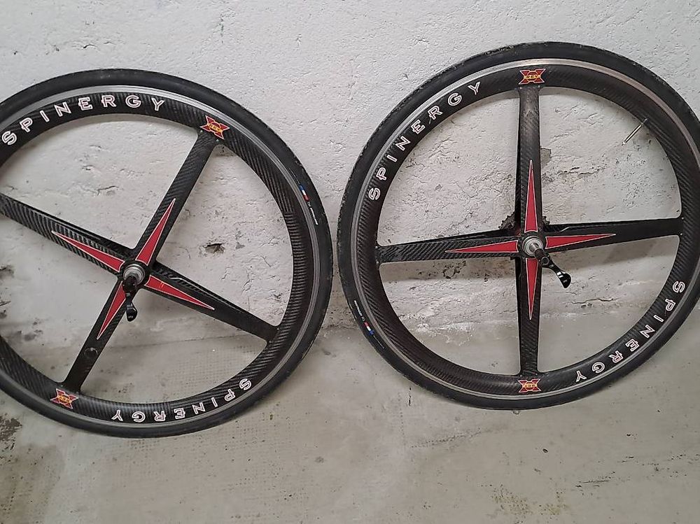 Offre Du Jour Spinergy Roue avant de route FCC 32 CL Disc Tubeless