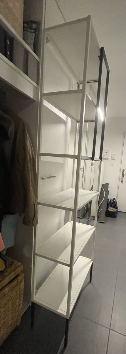 Ikea Scaffali: IKEA ENHET Regal mit Spiegel – Usato da Niederhasli venduto da ioa_k5sq 1