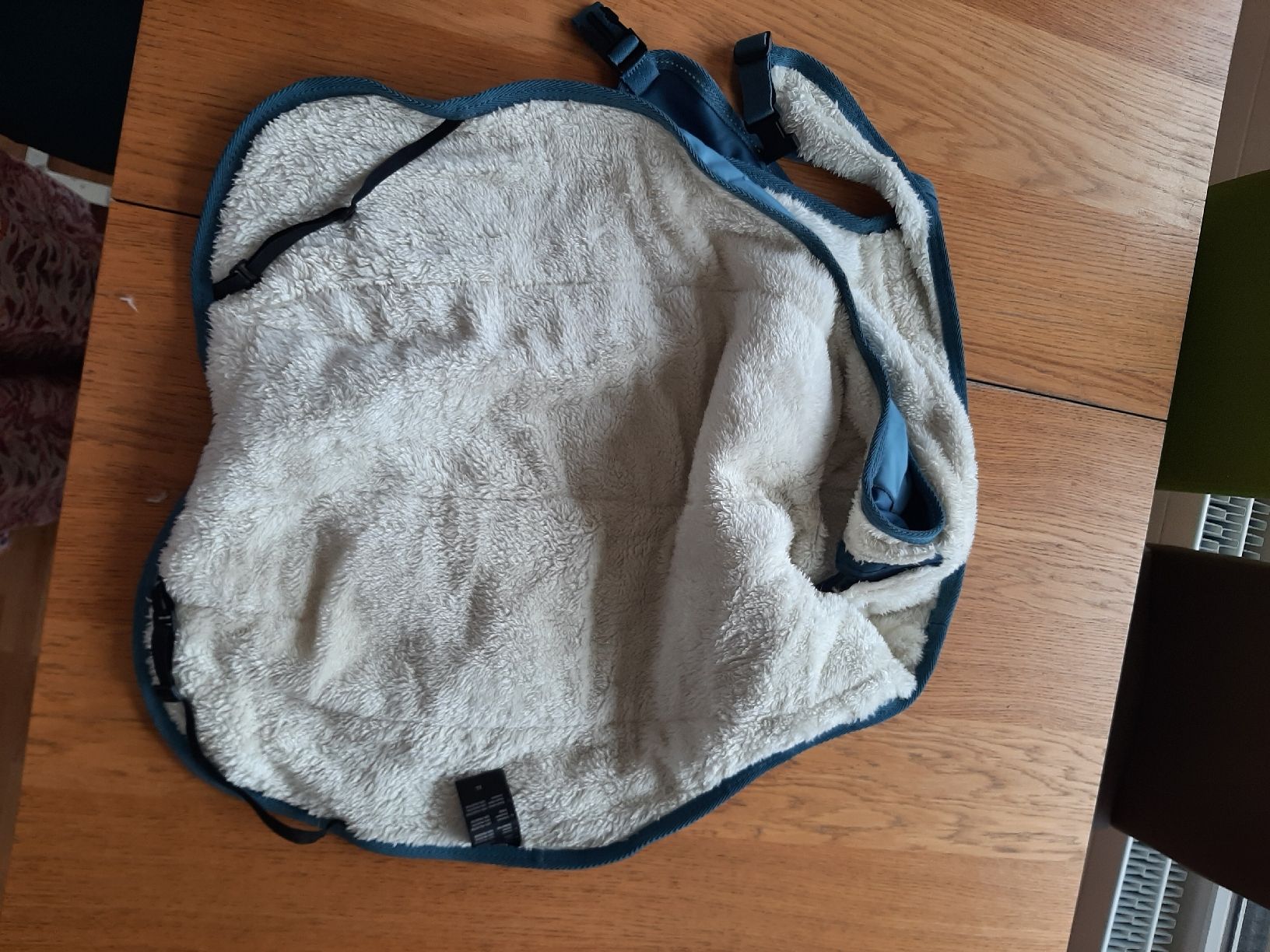 Abbigliamento: Hundewintermantel "sugar dog" – Usato da Vaduz venduto da Saphira015 1