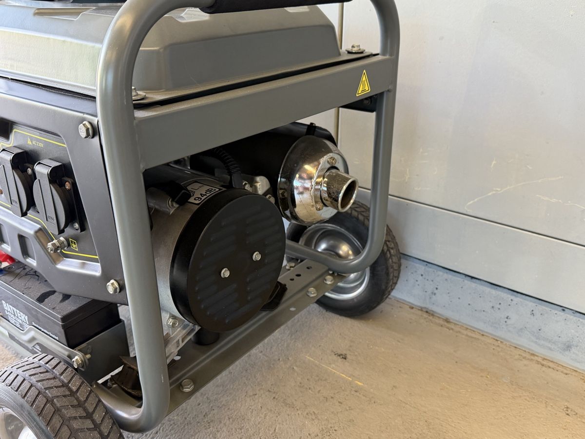 Kärcher Stromgeneratoren: Karcher STROMGENERATOR – Neu (gemäss Beschreibung) aus Zullwil von Autocentersalii 3