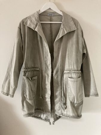 TODAY Jacke, Khaki, Grösse M – perfekt für den Übergang!