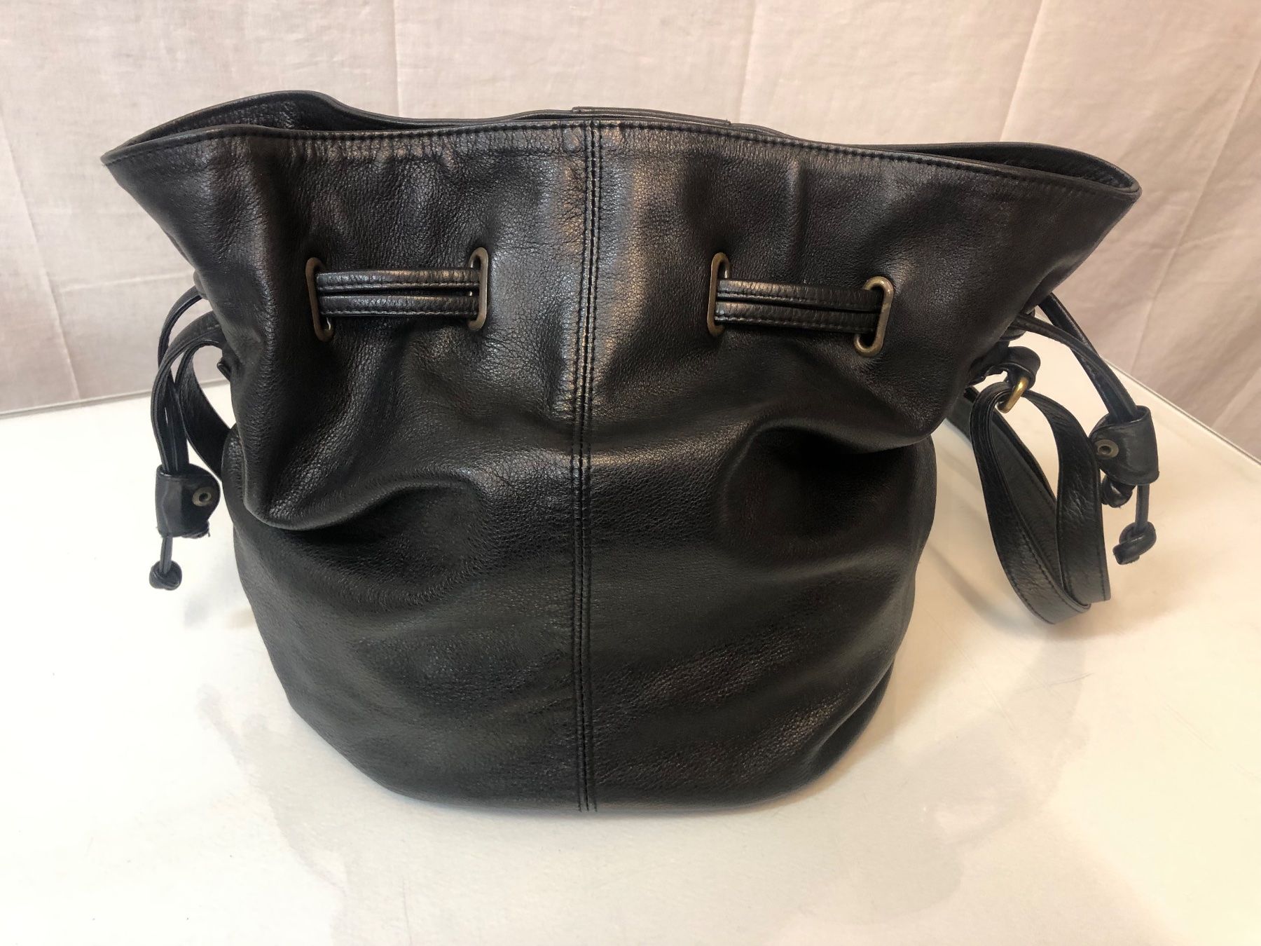 Bree Sacs: Tolle Beuteltasche von BREE – D'occasion à Brunnen par Allerwaren 1