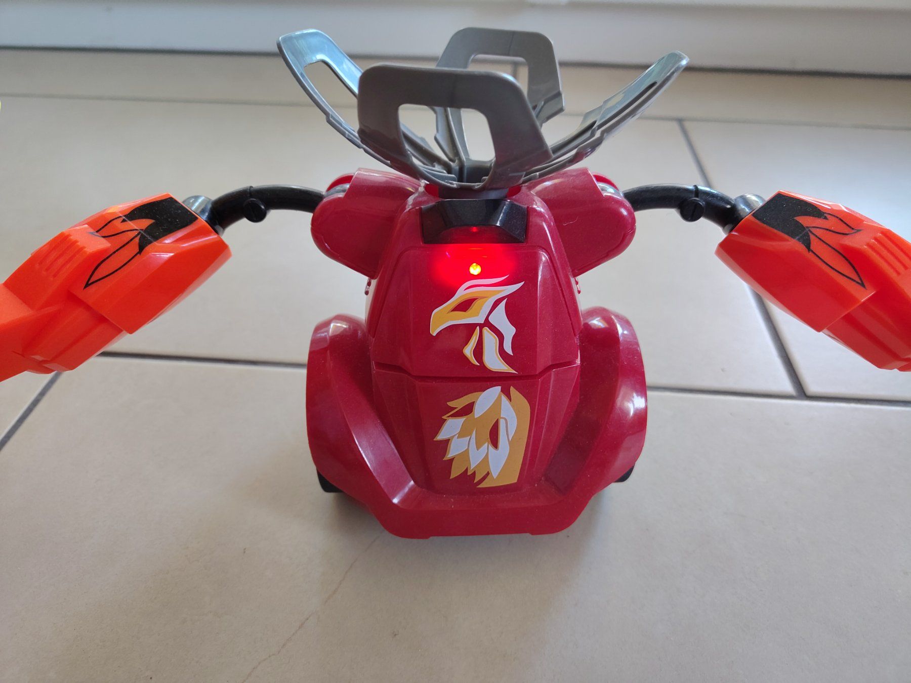 Jouets: Silverlit Robo Puncher Roboter – D'occasion à Eschenz par yestare 1