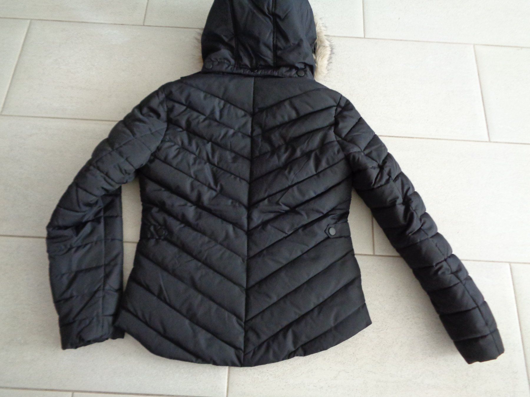 H&M Jacken: WINTER JACKE H&M GR.40 **NEU** – Neu (gemäss Beschreibung) aus Rotkreuz von Samballi 2