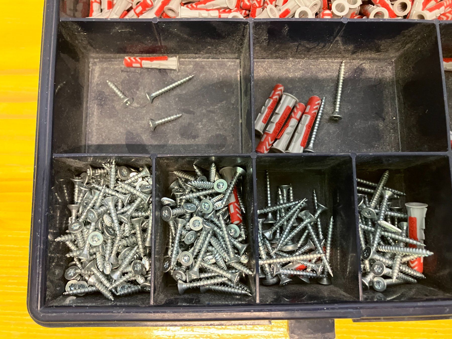 Utz Tutti gli attrezzi: Raco Sortierbox/Koffer mit Inhalt ab 1.- – Nuovo (secondo la descrizione) da Lichtensteig venduto da Buy24International 3