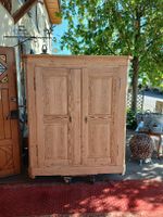 Tannenholz Schrank