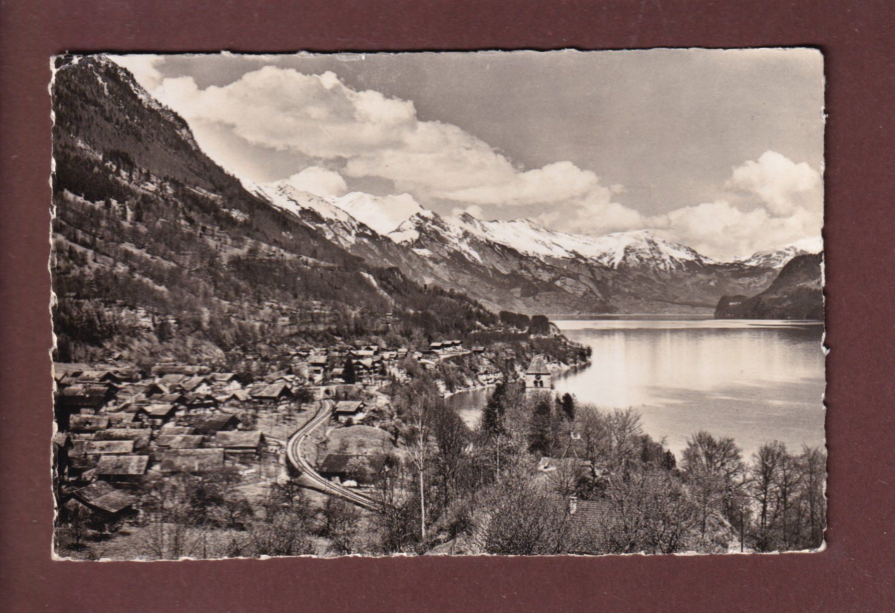 Cartoline postali: RINGGENBERG - Brienzersee - 1951 – Usato da Pully venduto da nicecards