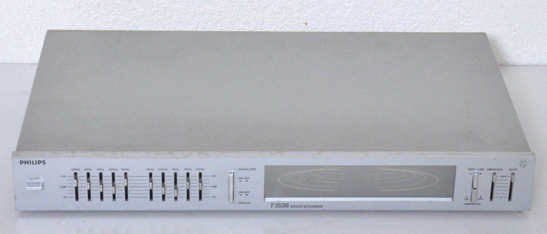 Philips Egaliseurs: Philips F3538 Equalizer Sound Processor – D'occasion à Oberglatt ZH par Kumar2