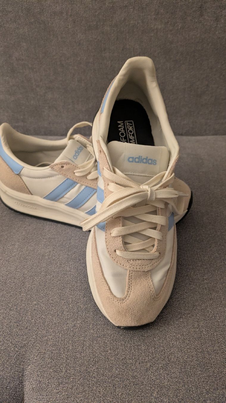 Adidas Scarpe da donna: Adidas Schuh – Usato da Chur venduto da nin_rn2r