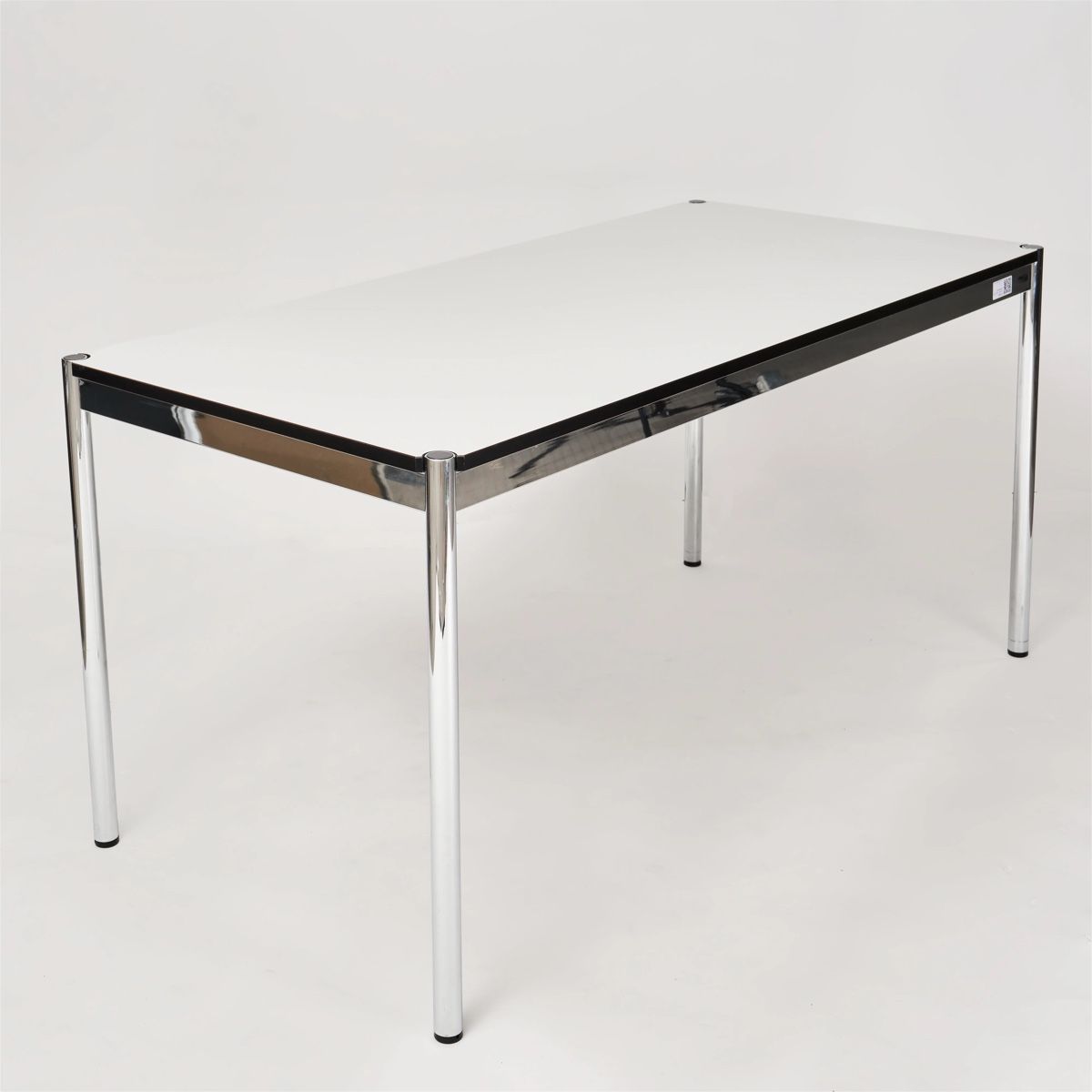 Schreibtische: USM Schreibtisch 175x75 – Gebraucht aus Altendorf von U.doen
