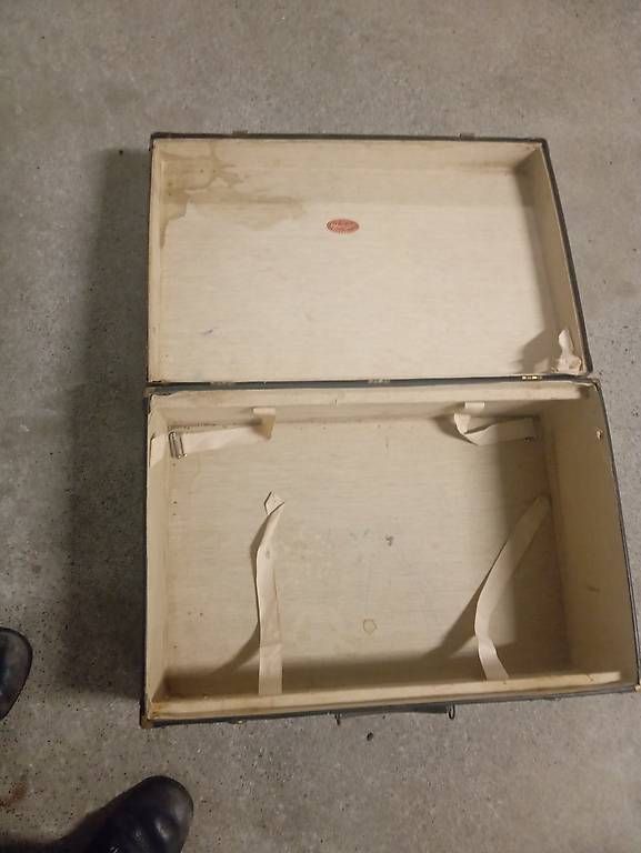 Casse di trasporto: Offizierskiste Englisch – Usato da Basel venduto da Petergunn 2