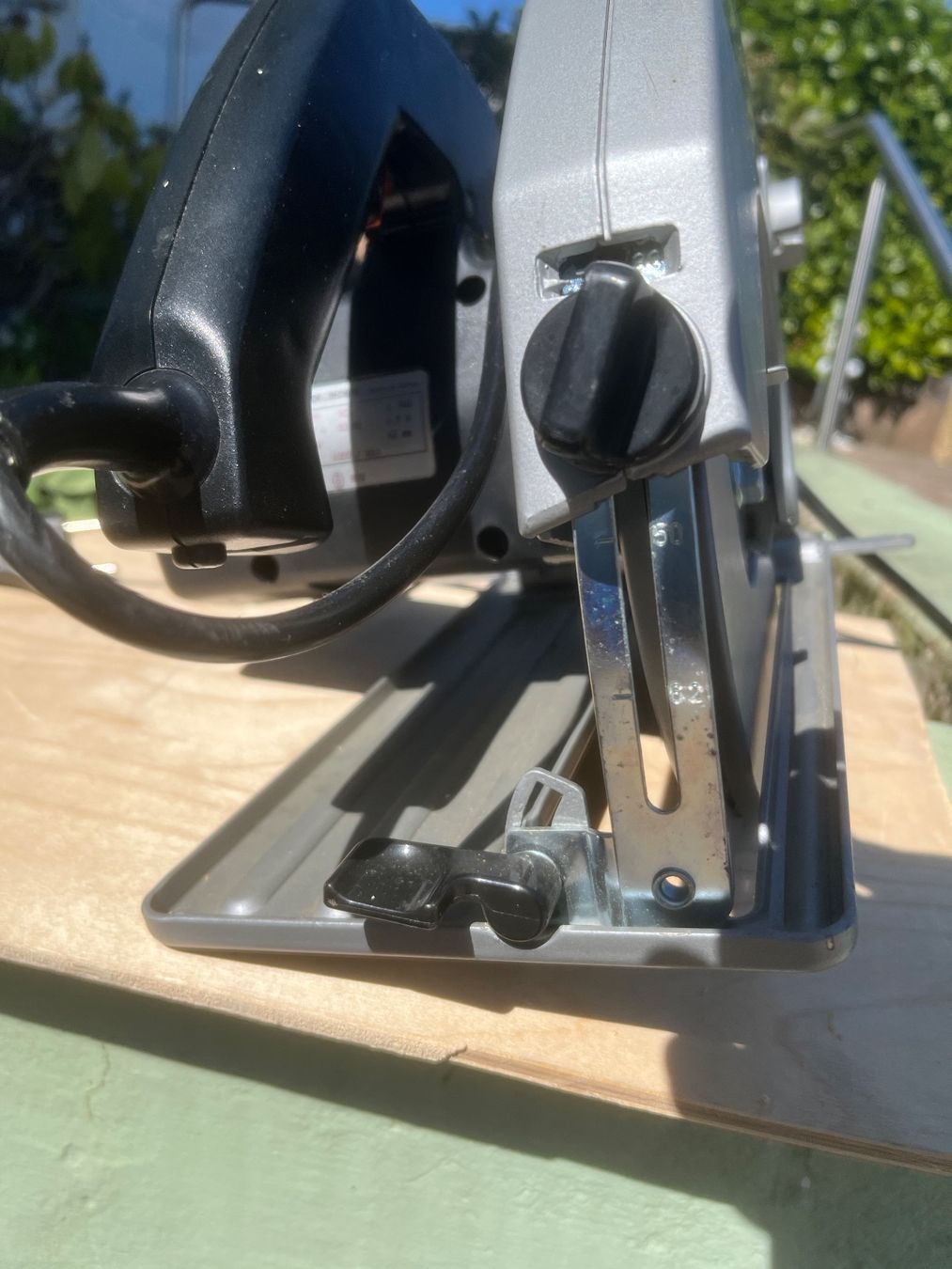 Seghe: Handkreissaege 1500 Watt  Black & Decker – Usato da Magden venduto da Hornet2 5