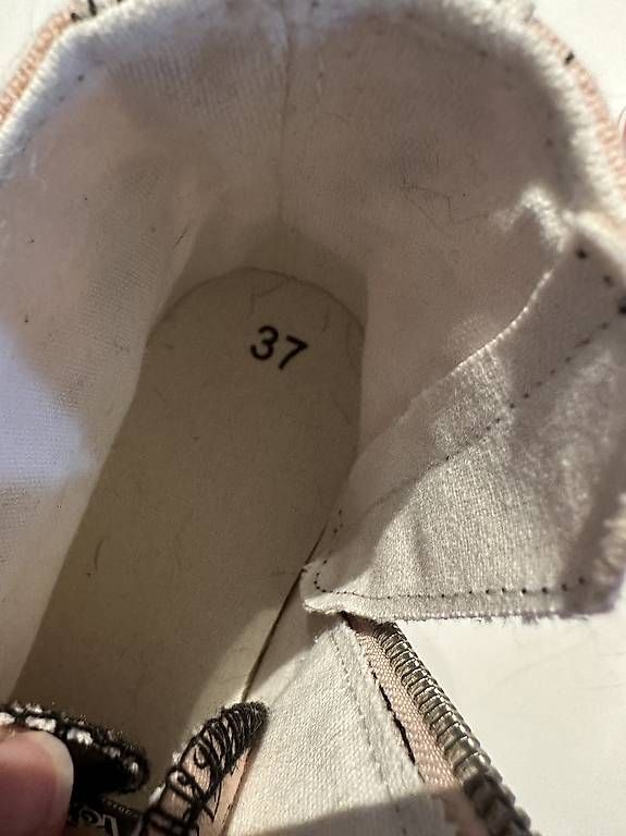Schuhe für Mädchen: Evoli Sneaker Gr. 37 – Gebraucht aus Olten von sar_975n 3