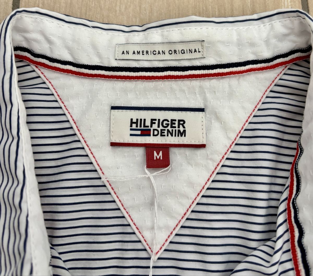 Tommy Hilfiger Camicette: Chemise Tommy Hilfiger,  M – Nuovo (secondo la descrizione) da Moutier venduto da chicboutique 3