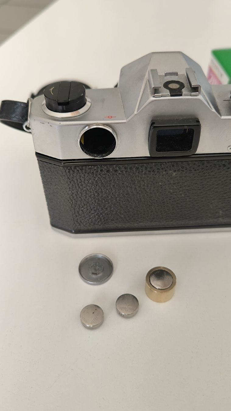 Yashica Fotocamera: Yashica TL Electro – Usato da Riaz venduto da vanucaptures 7