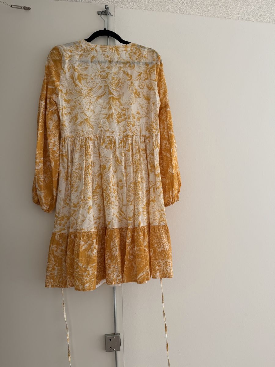 Kleider: Boho Floral Print Dress, Size Medium - Perfect for Fall! – Neu (gemäss Beschreibung) aus Luzern von mar_2wss 2