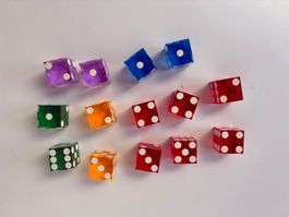Casino-sytle dice for dice stacking