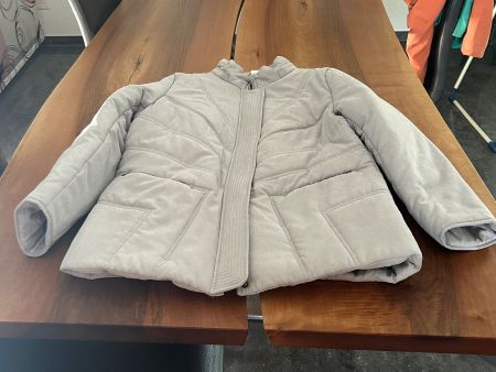 Neue warme Jacke grau Grösse 40