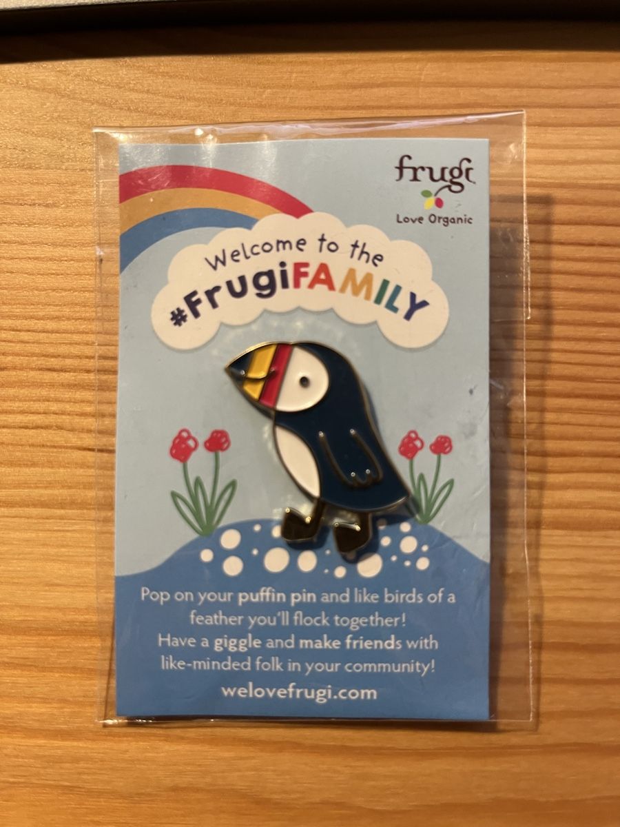 Placchette & Badge: Frugi Pin ✨ – Nuovo e nell'imballaggio originale da Ormalingen venduto da alma81