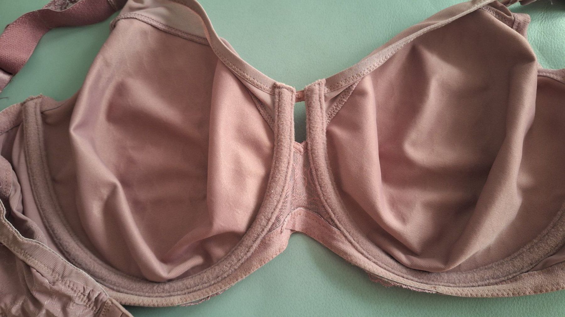 Triumph Altra biancheria intima: Triumpf Florale  Bügel BH  Gr. 85 G – Usato da Dornach venduto da majo8689 2