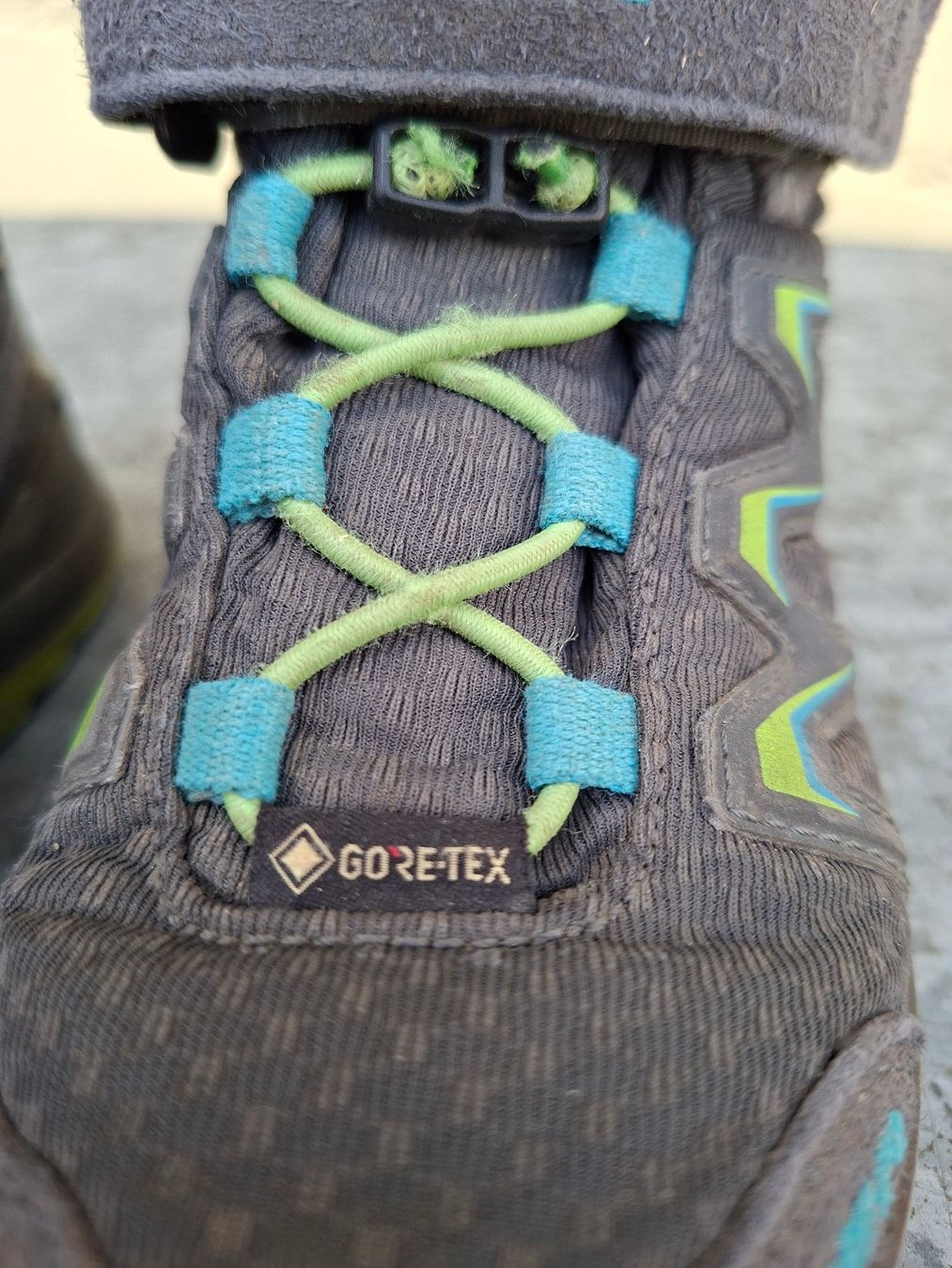 Chaussures garçon: Kinder Wanderschuhe "LOWA" Gr.27, Goretex – D'occasion à St.Niklausen LU par Wirdbereitsverwendet 2