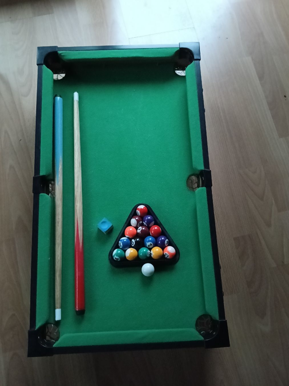 Jouets: Mini Billiard – D'occasion à Boniswil par kat_tak