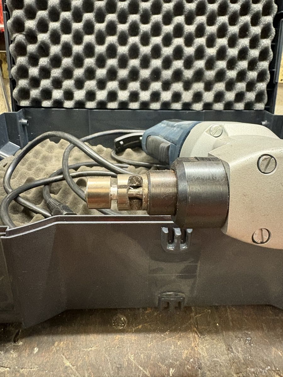 Tutte le macchine: Bosch GNA 1,6 Blechknabber – Usato da Arni AG venduto da Erfolgreich 2