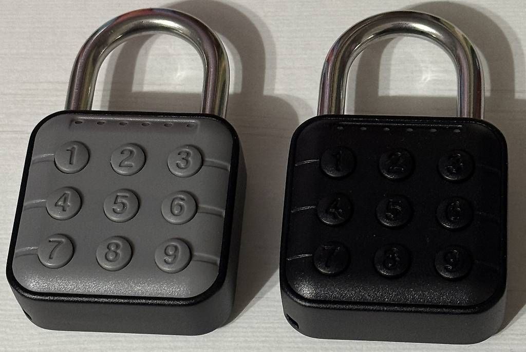 Lucchetti: 2 x Zahlenschloss smart – Usato da Volketswil venduto da IT-Mac