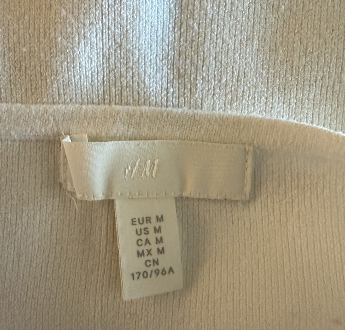 H&M Tops: Top, H&M, Grösse M  – D'occasion à Anglikon par Haraldinho 2