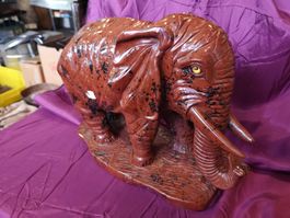 Elefant aus Mahagoni Obsidian Mineralien Steinfigur 14,0 kg