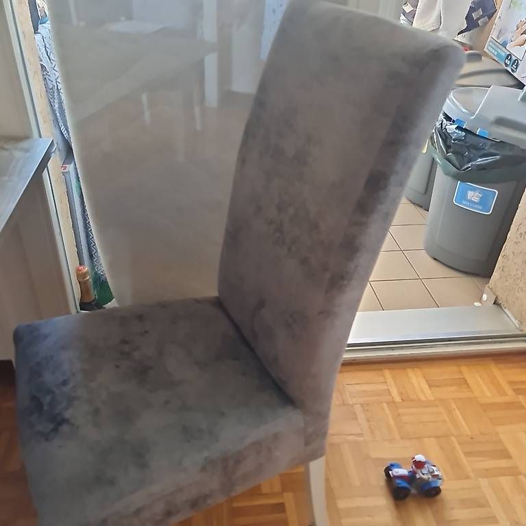 Tischset: Table à manger avec rallonge et 4 chaises – Gebraucht aus Renens VD von ant_pp5j 2