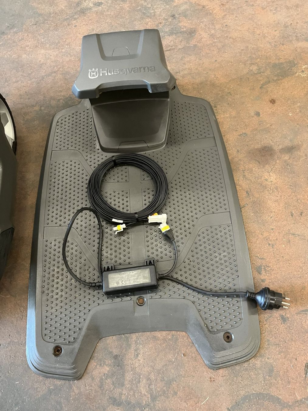 Husqvarna Tagliaerba: Husqvarna Automover 315x – Usato da Stüsslingen venduto da Shoebby_tools 2