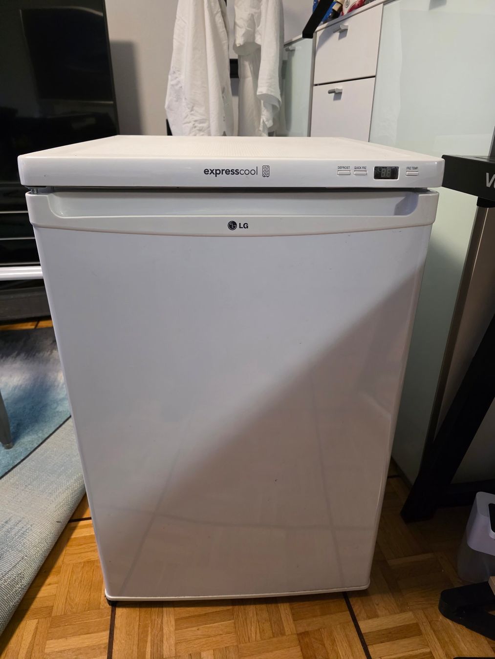 LG Gefrierschrank: LG Express Cool Gefrierschrank ... ab 1.- – Gebraucht aus Luzern von bluedeep 3