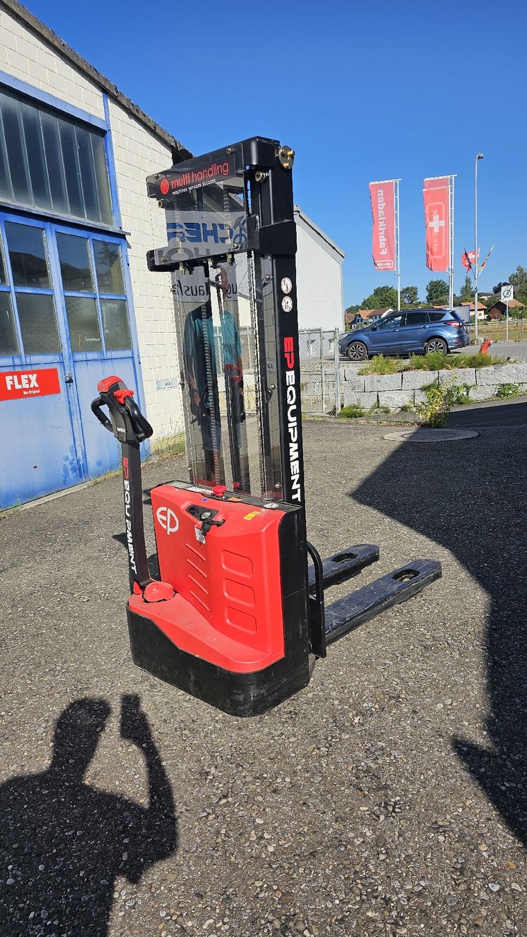 Gabelstapler & Hubwagen: Hubstapler Gabelstapler Hubwagen Stapler Elektrostapler – Gebraucht aus Jegenstorf von Bracher_Store 5