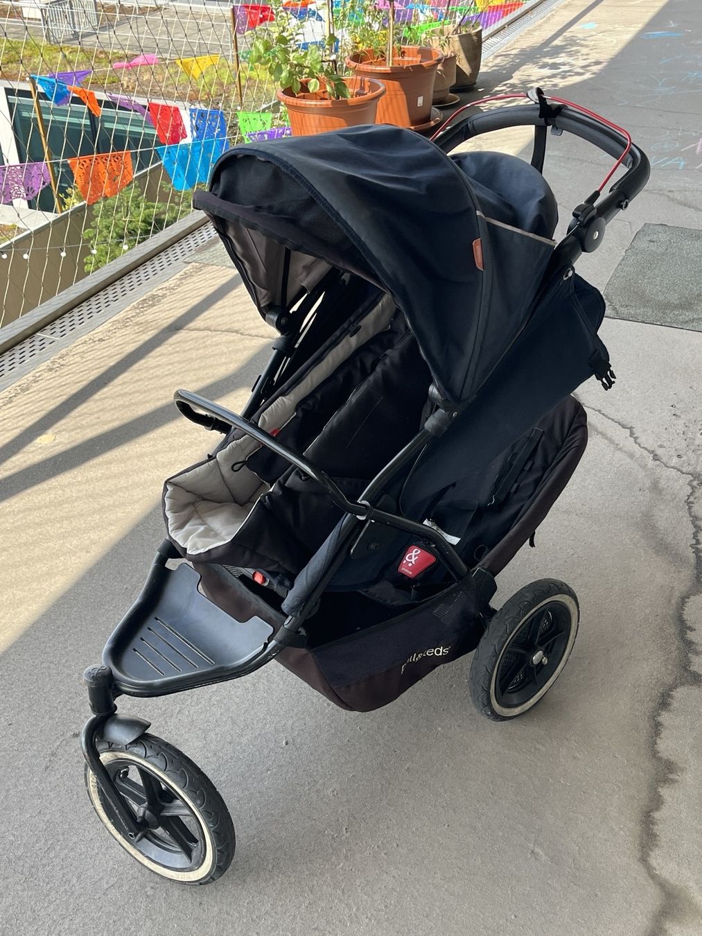 Phil & Teds Carrozzine: doppelkinderwagen von phil &teds – Usato da Bern venduto da rage06 2