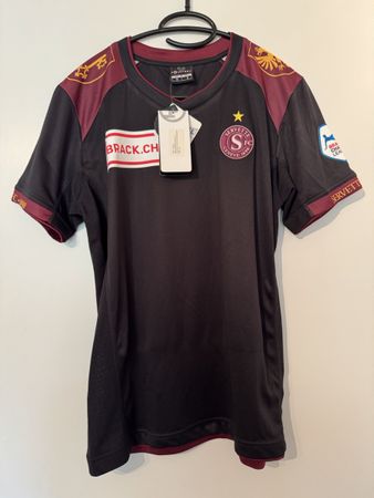 Servette FC Maillot #7 Vitkieviez