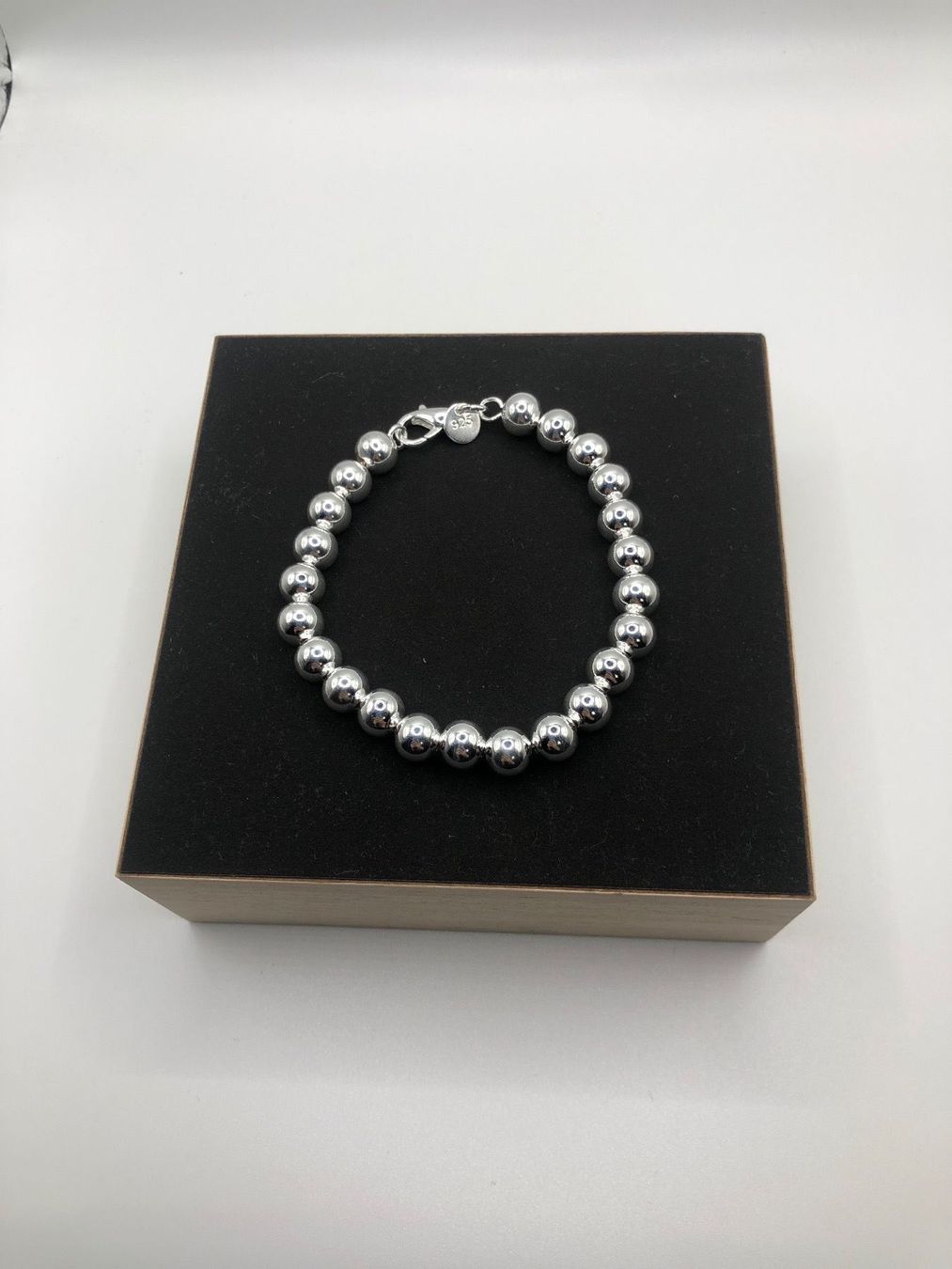 Bracciali & Braccialetti: Bracelet 8mm perle – Nuovo (secondo la descrizione) da Chamoson venduto da Pince26