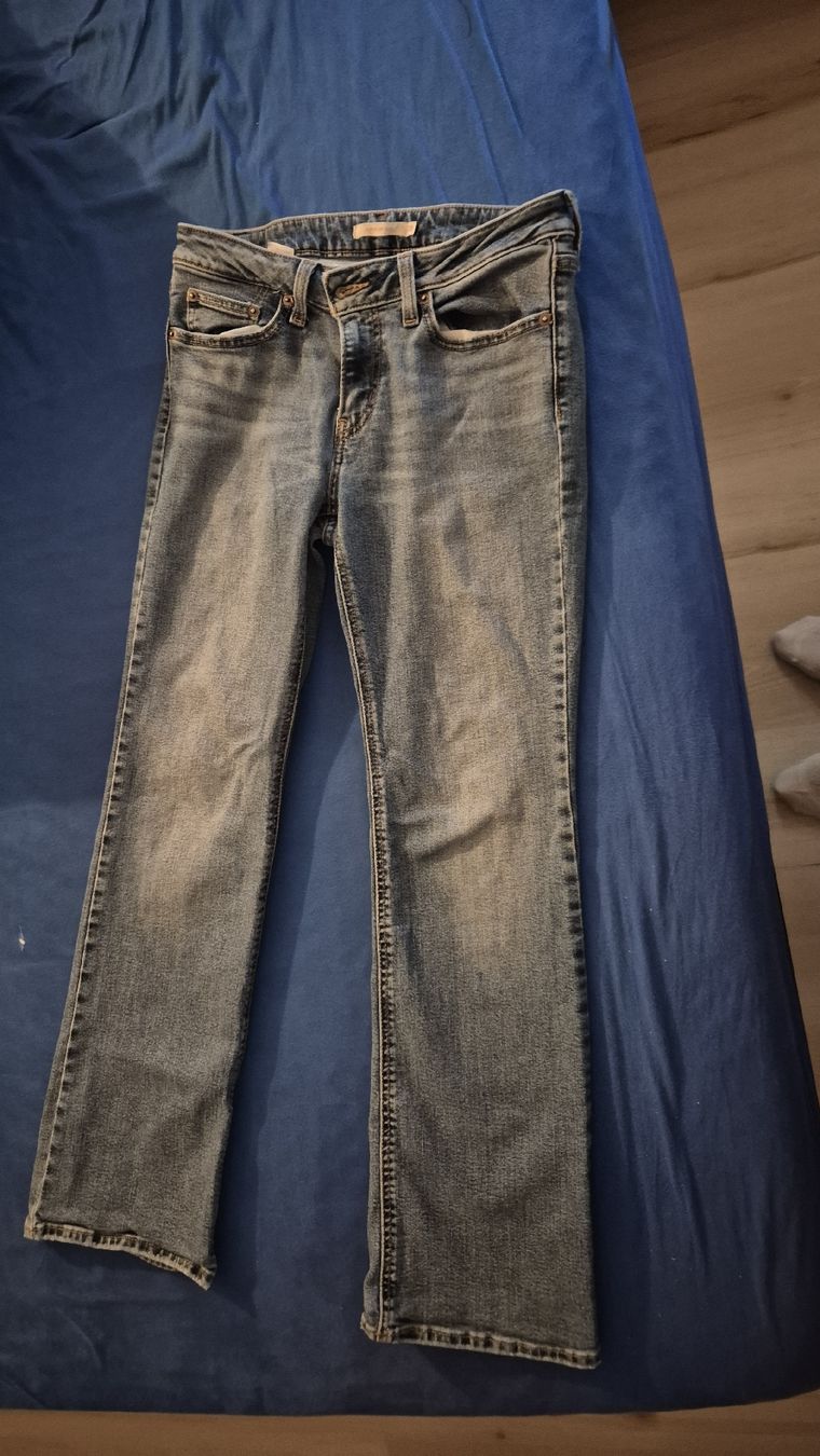 Levi's Jeans: jeans Levis – D'occasion à Bruson par John90b