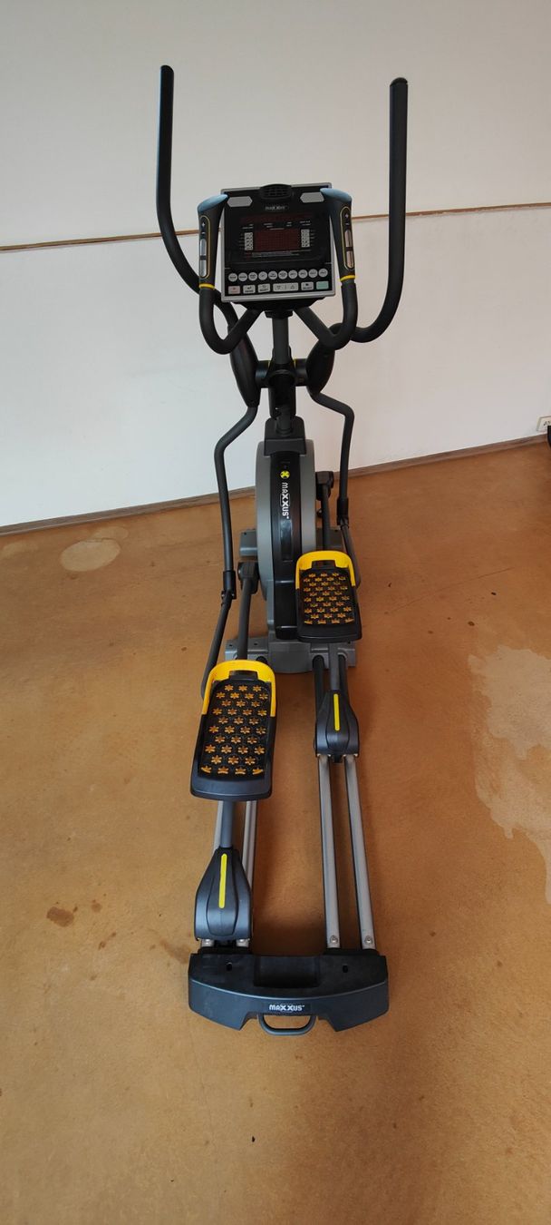 Vélos d'appartement: Crosstrainer, Hometrainer – D'occasion à Bern par Baumonti 1