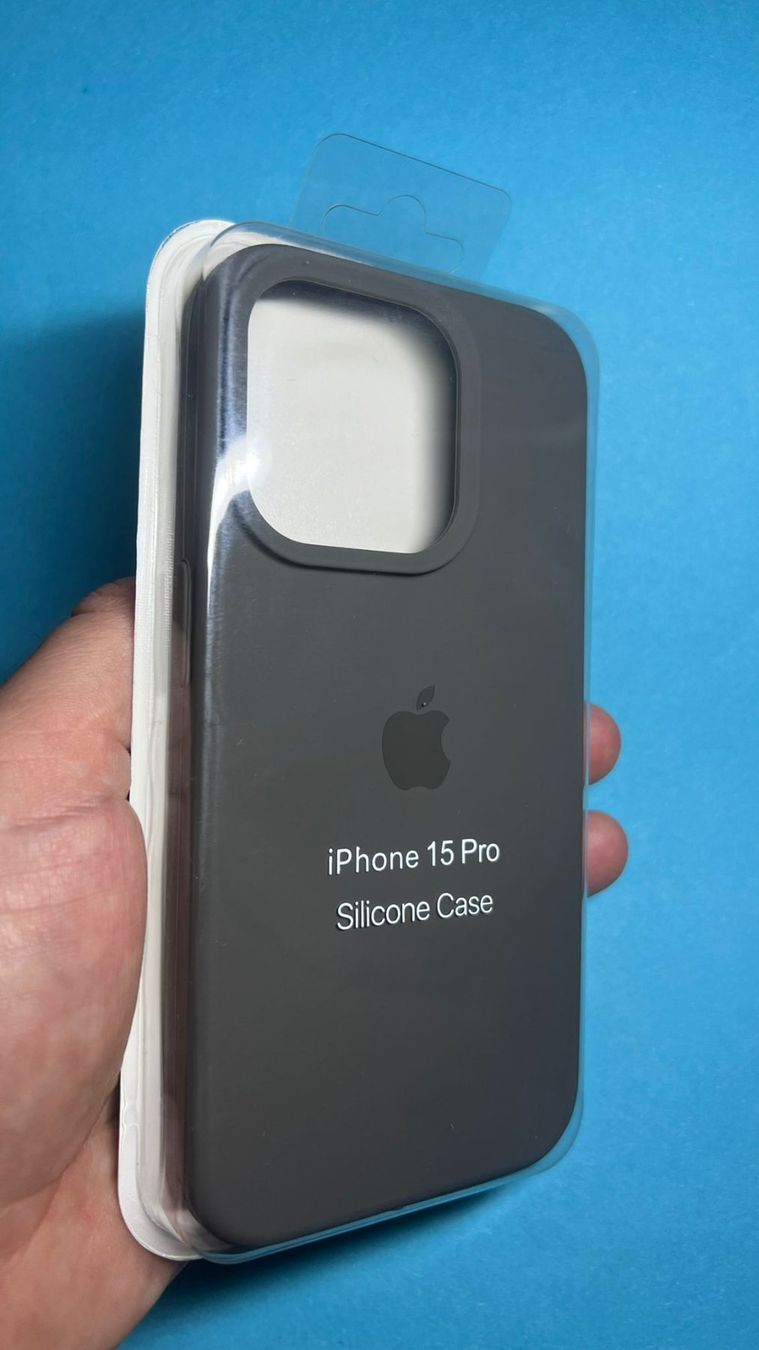 Cover & Protezioni schermo: Coque iPhone 15 Pro \  iPhone 15 Pro Hülle – Nuovo e nell'imballaggio originale da St-Cergue venduto da vpr_7v8g