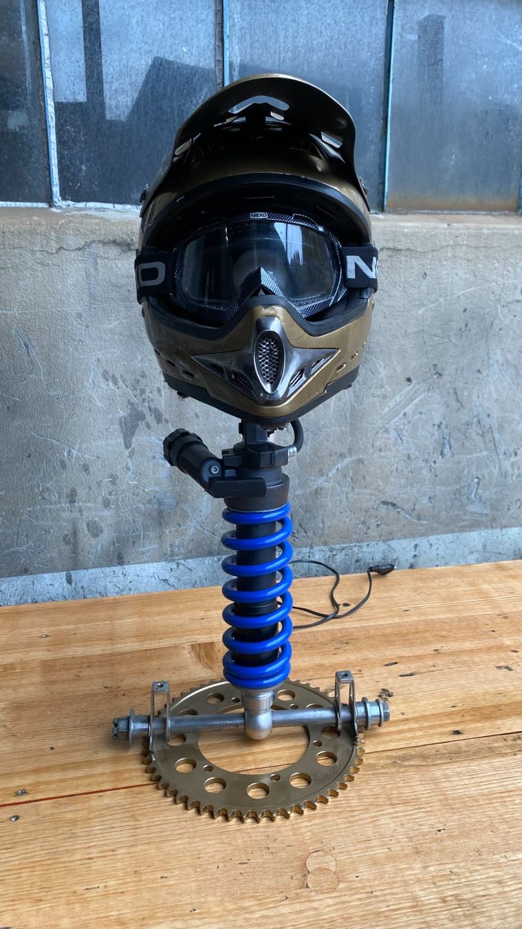 Lampade: Lampe déco pour motard – Nuovo (secondo la descrizione) da sugiez venduto da thi_2ryl