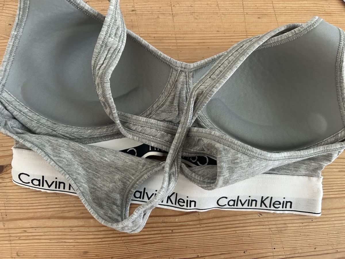 Calvin Klein Altra biancheria intima: BH Calvin Klein, grau, Grösse S – Usato da Zürich venduto da Lolaa123 2
