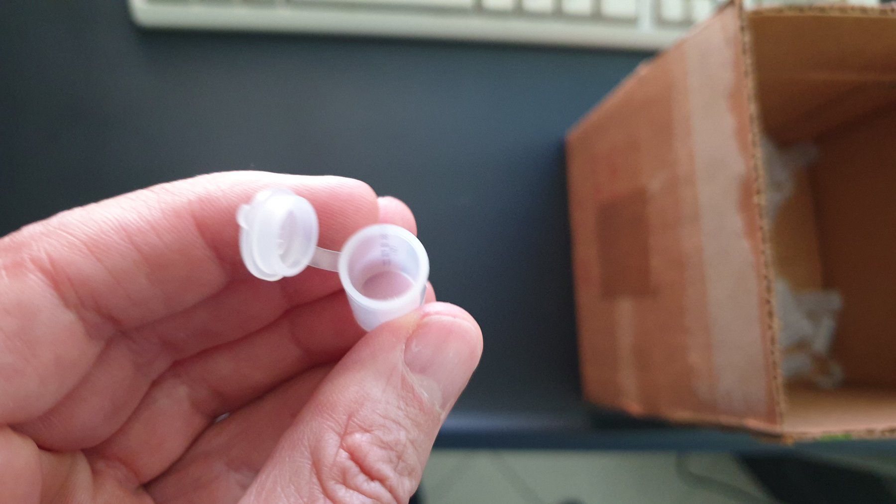 Tutte le decorazioni: Plastikhülsen (60 Stück) – Nuovo (secondo la descrizione) da Stäfa venduto da Supertramp73 4