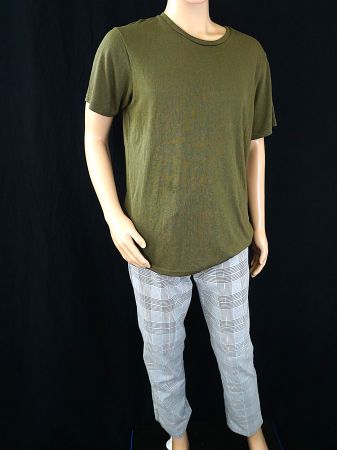 Herren Kleider-Set graue Hose, grünes T-Shirt