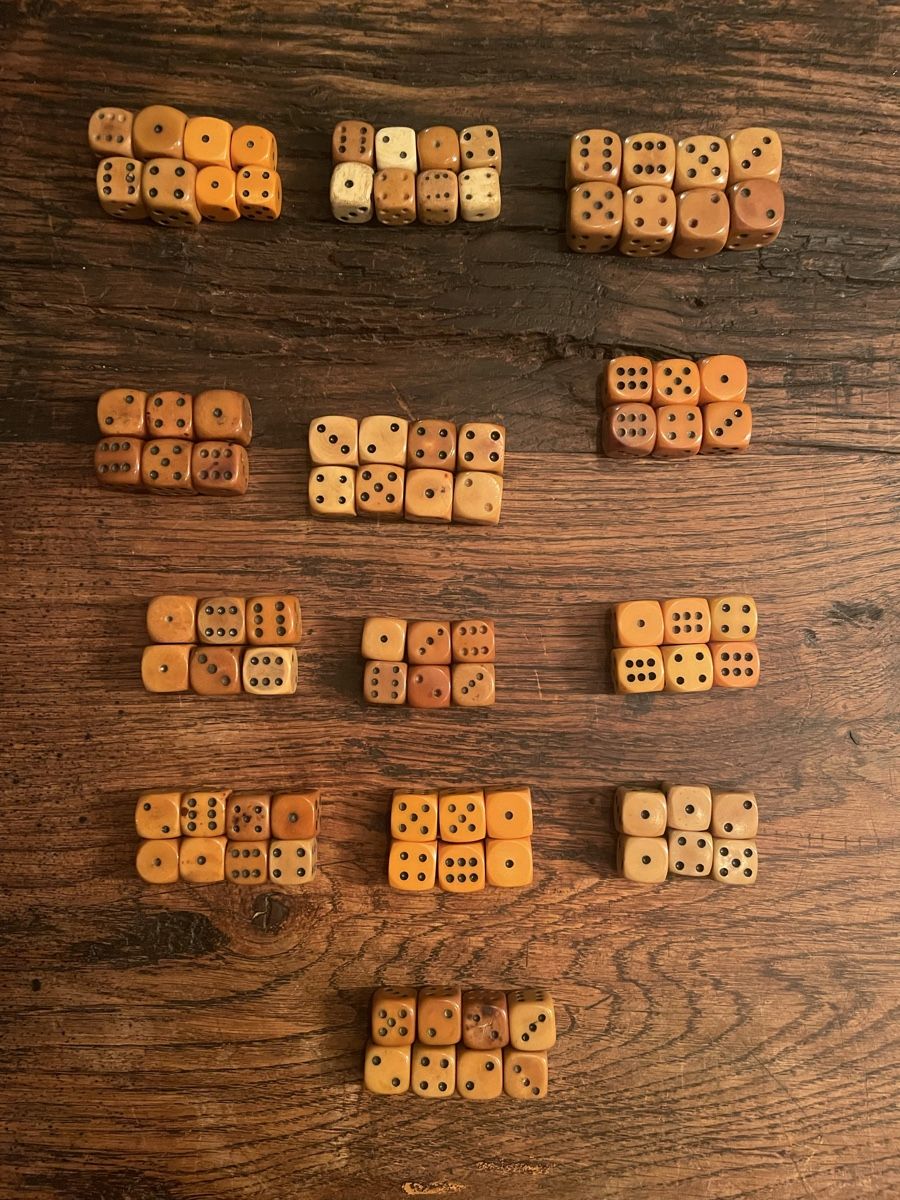 Giochi: Antike Würfel 90 Stck. – Usato da Rorschacherberg venduto da farmer61